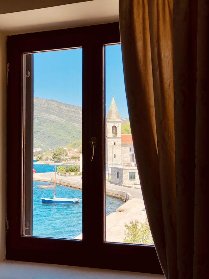 Hotel Carrubba Donja Lastva